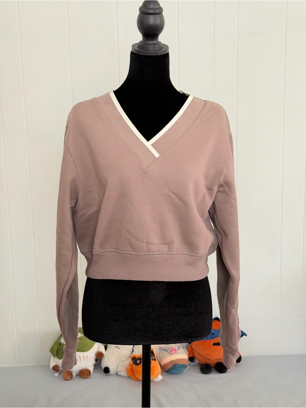 Women's V-Neck Dusty Rose Pullover Sweater size XS